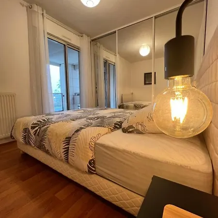 Shelter - City, Terrasse, Wifi, Netflix