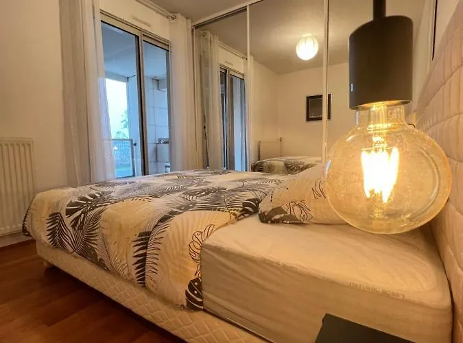 Shelter - City, Terrasse, Wifi, Netflix